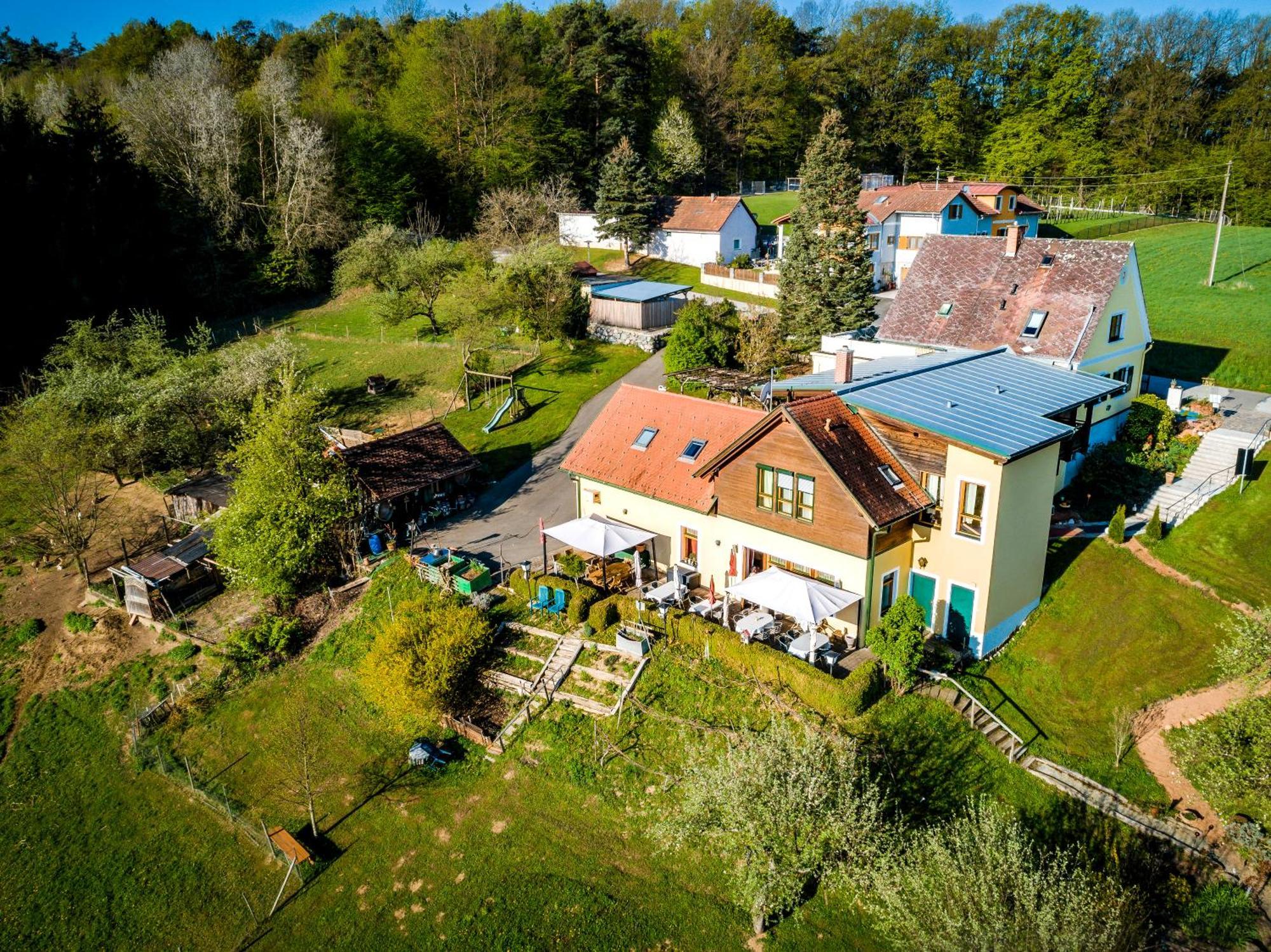 Ferienappartments Landhaus Fuehldichwohl Fehring Luaran gambar