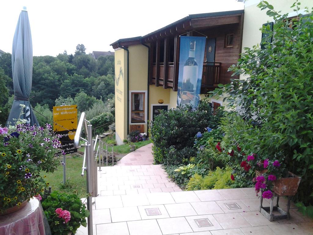 Ferienappartments Landhaus Fuehldichwohl Fehring Luaran gambar
